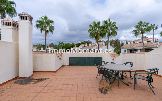 Revente - Maison mitoyenne - Estepona  - Estepona Centro