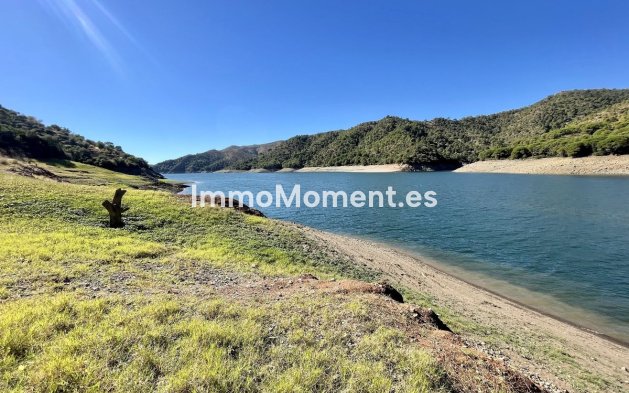 Wiederverkauf - Villa -   Inländisch - Istán