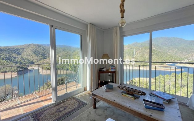 Wiederverkauf - Villa -   Inländisch - Istán