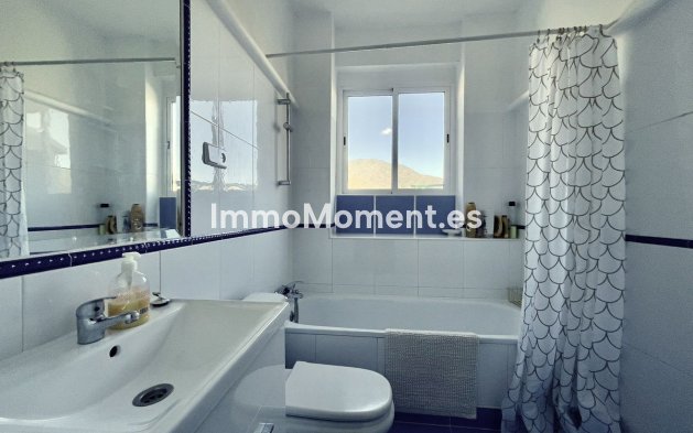 Wiederverkauf - Villa -   Inländisch - Istán