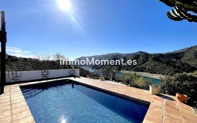 Wiederverkauf - Villa -   Inländisch - Istán