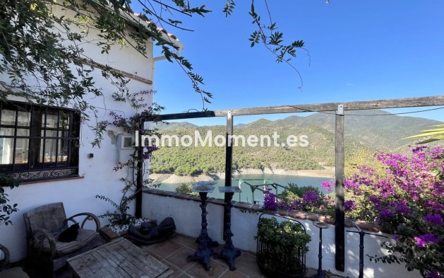 Wiederverkauf - Villa -   Inländisch - Istán