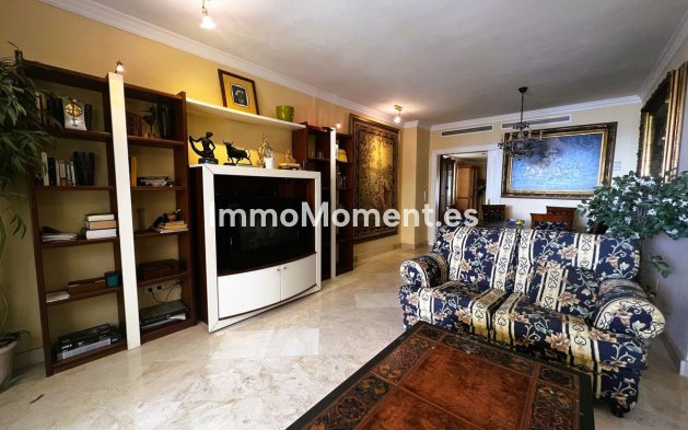 Wiederverkauf - Wohnung - Marbella - Puerto Banús