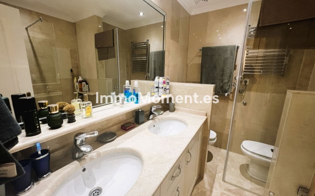 Wiederverkauf - Wohnung - Marbella - Puerto Banús