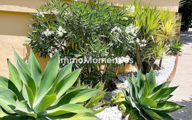 Resale - Apartment - Mijas - Calahonda