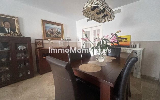 Resale - Apartment - Mijas - Calahonda