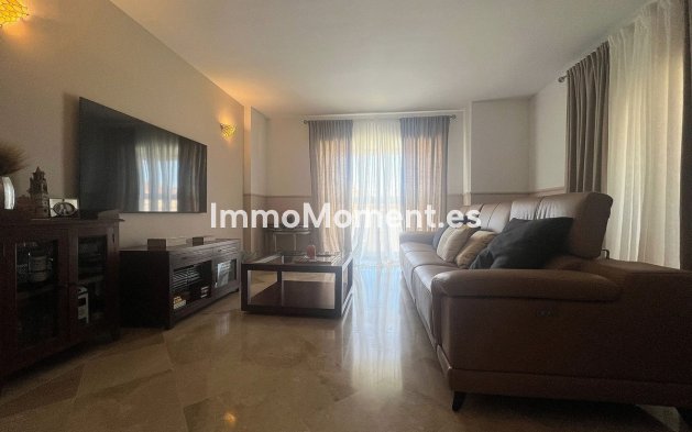 Resale - Apartment - Mijas - Calahonda