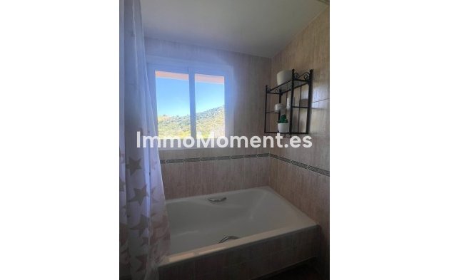 Resale - Apartment - Mijas - Calahonda