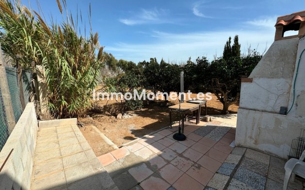 Resale - Villa - Guardamar del Segura - Guardamar del Segura Centro