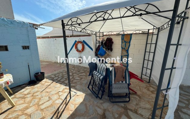 Resale - Villa - Guardamar del Segura - Guardamar del Segura Centro