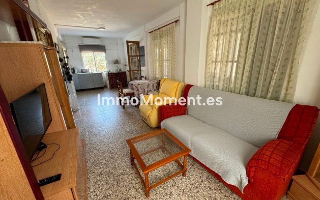 Resale - Villa - Guardamar del Segura - Guardamar del Segura Centro
