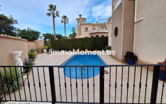 Resale - Villa - Guardamar del Segura - Guardamar del Segura Centro