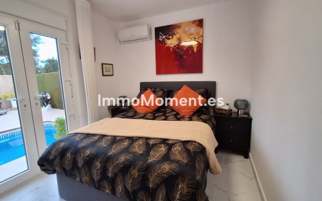 Resale - Villa - Guardamar del Segura - Guardamar del Segura Centro