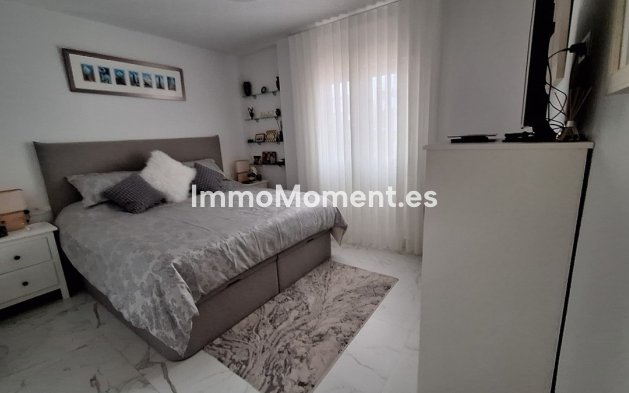 Resale - Villa - Guardamar del Segura - Guardamar del Segura Centro