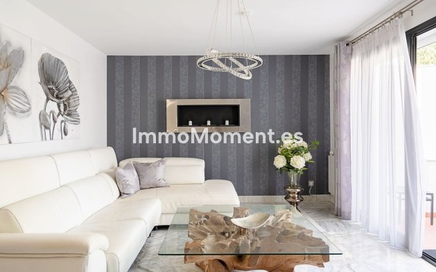 Bestaande woning - Geschakelde woning - Estepona  - New Golden Mile