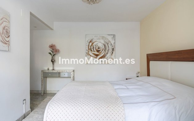Bestaande woning - Geschakelde woning - Estepona  - New Golden Mile