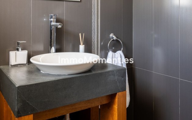 Bestaande woning - Geschakelde woning - Estepona  - New Golden Mile