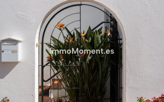 Bestaande woning - Geschakelde woning - Estepona  - New Golden Mile