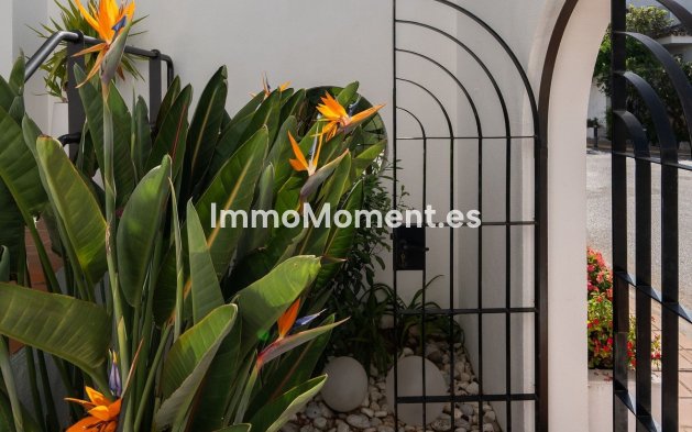 Bestaande woning - Geschakelde woning - Estepona  - New Golden Mile