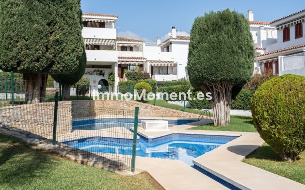 Bestaande woning - Geschakelde woning - Estepona  - New Golden Mile