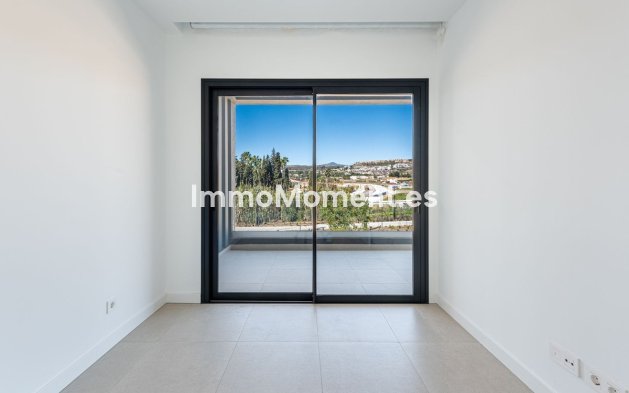 Revente - Villa - Estepona  - Atalaya