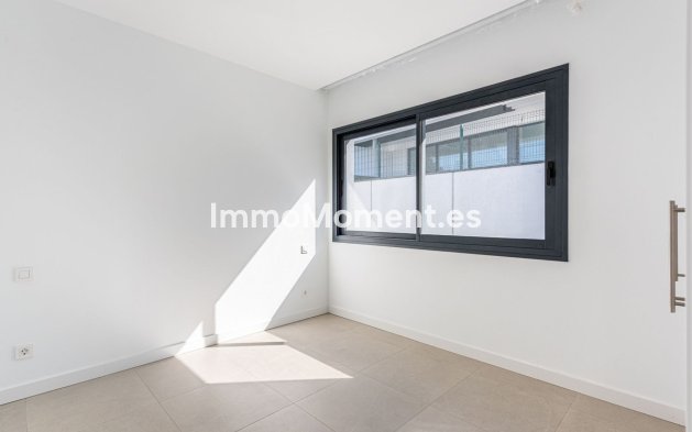 Revente - Villa - Estepona  - Atalaya