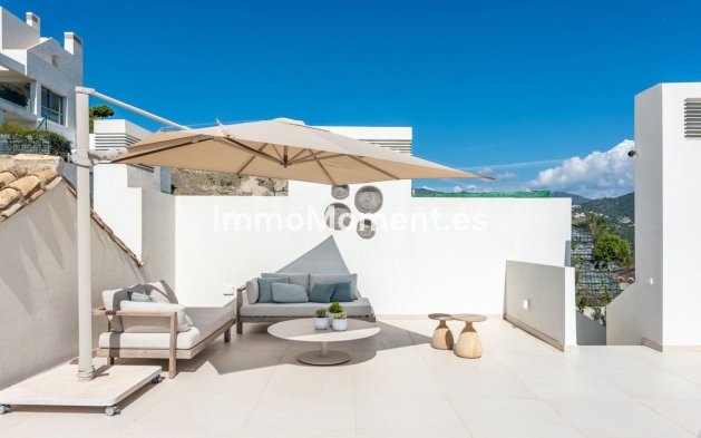 Resale - Apartment - Benahavís - Benahavís Centro