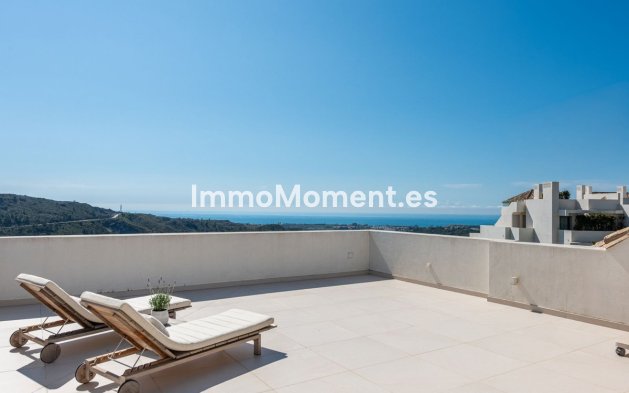 Resale - Apartment - Benahavís - Benahavís Centro