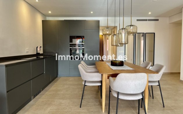 Wiederverkauf - Wohnung - Estepona  - Estepona Centro