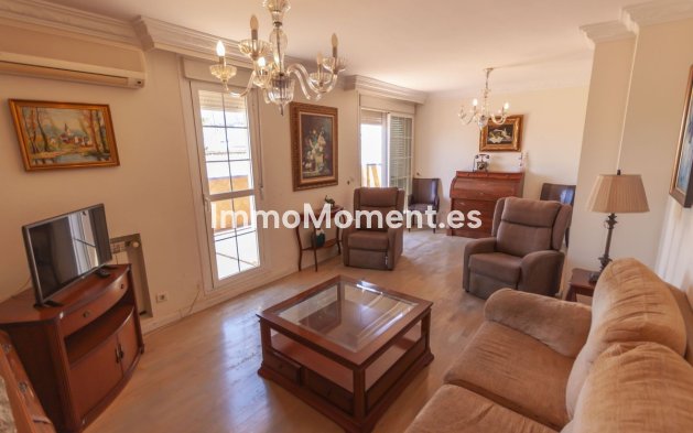 Wiederverkauf - Wohnung - Estepona  - Estepona Centro