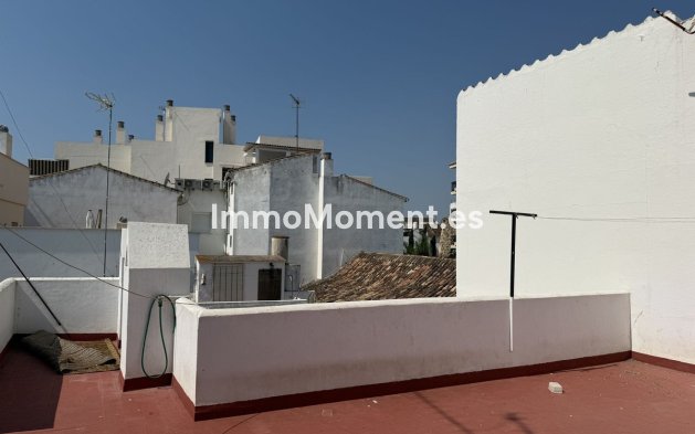 Wiederverkauf - Wohnung - Estepona  - Estepona Centro