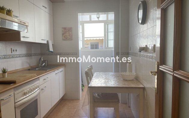 Revente - Appartement - Estepona  - Estepona Centro