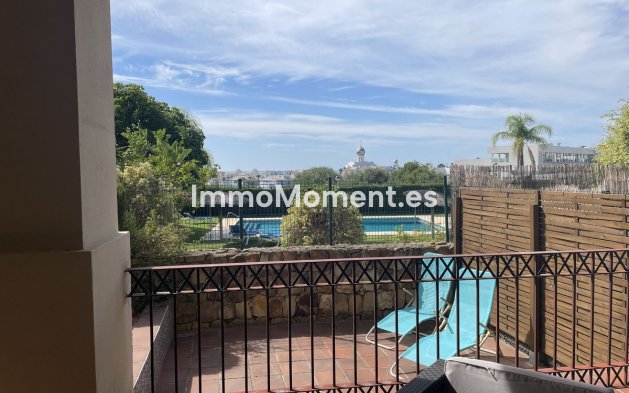 Wiederverkauf - Wohnung - Estepona  - Selwo