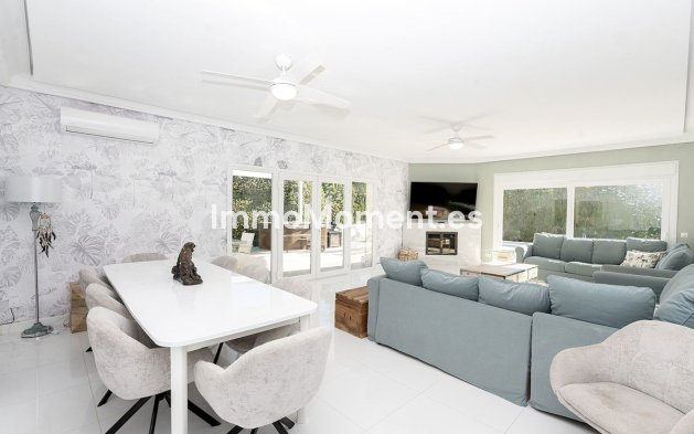 Revente - Villa - Benalmadena - Benalmadena Centro