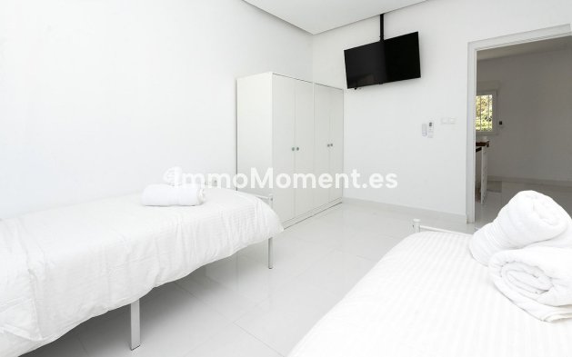 Revente - Villa - Benalmadena - Benalmadena Centro