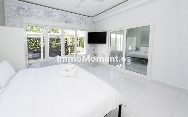 Revente - Villa - Benalmadena - Benalmadena Centro