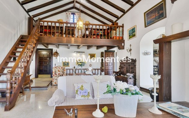 Resale - Villa - Mijas - Mijas Centro