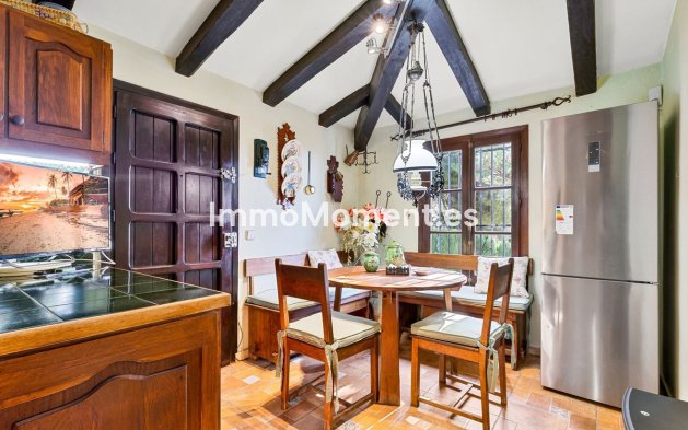 Resale - Villa - Mijas - Mijas Centro