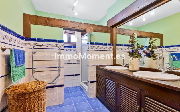 Resale - Villa - Mijas - Mijas Centro