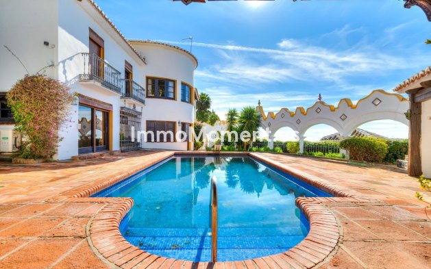 Resale - Villa - Mijas - Mijas Centro