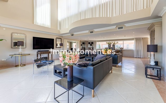 Wiederverkauf - Wohnung - Marbella - Nueva Andalucía