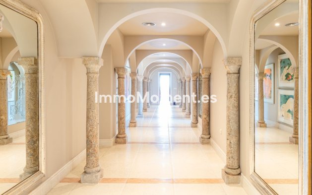 Wiederverkauf - Wohnung - Marbella - Nueva Andalucía