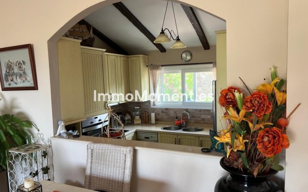 Revente - Maison mitoyenne - Estepona  - Estepona Centro