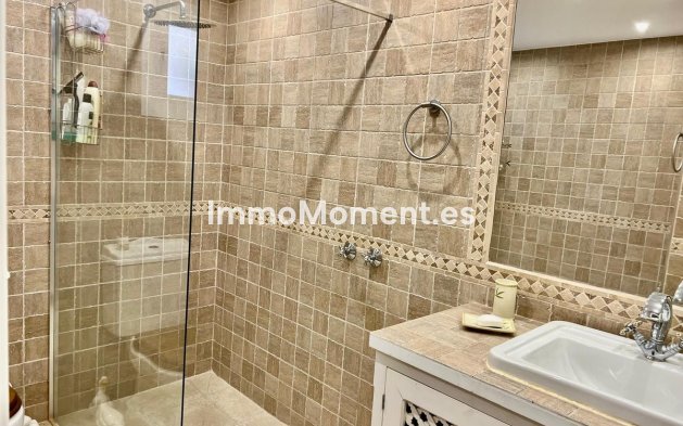 Revente - Maison mitoyenne - Estepona  - Estepona Centro