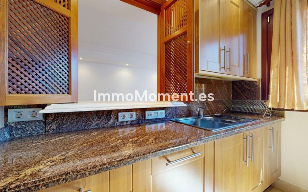 Wiederverkauf - Wohnung - Estepona  - Estepona Centro