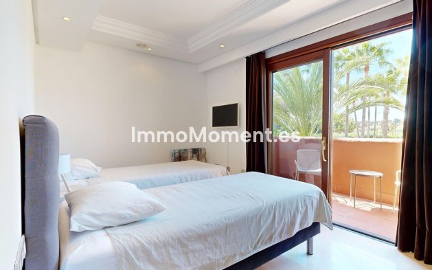 Wiederverkauf - Wohnung - Estepona  - Estepona Centro