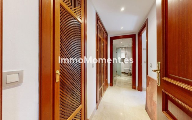 Wiederverkauf - Wohnung - Estepona  - Estepona Centro