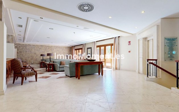 Wiederverkauf - Wohnung - Estepona  - Estepona Centro