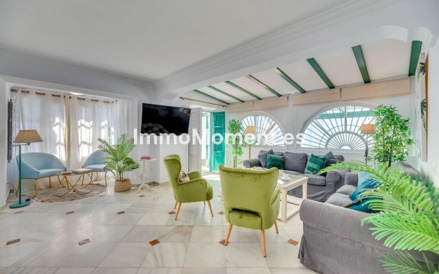 Revente - Villa - Marbella - Nueva Andalucía