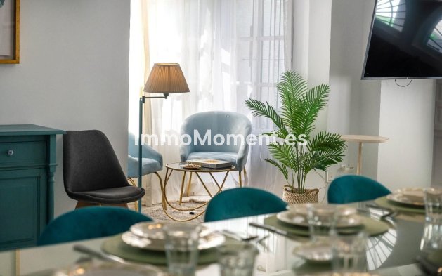 Revente - Villa - Marbella - Nueva Andalucía